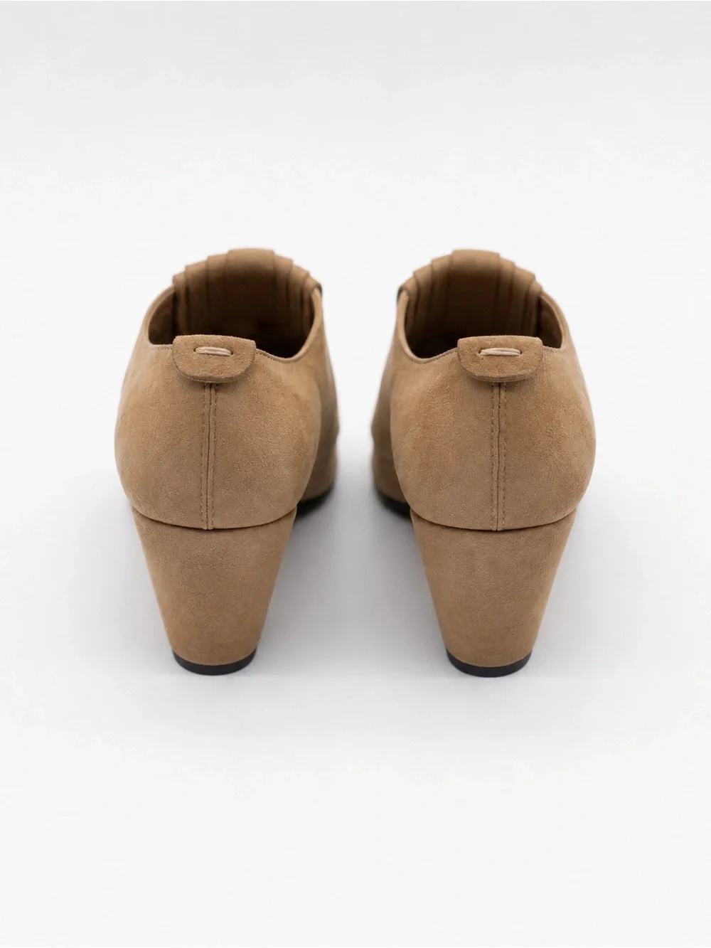 Anyi Lu handcrafted italy